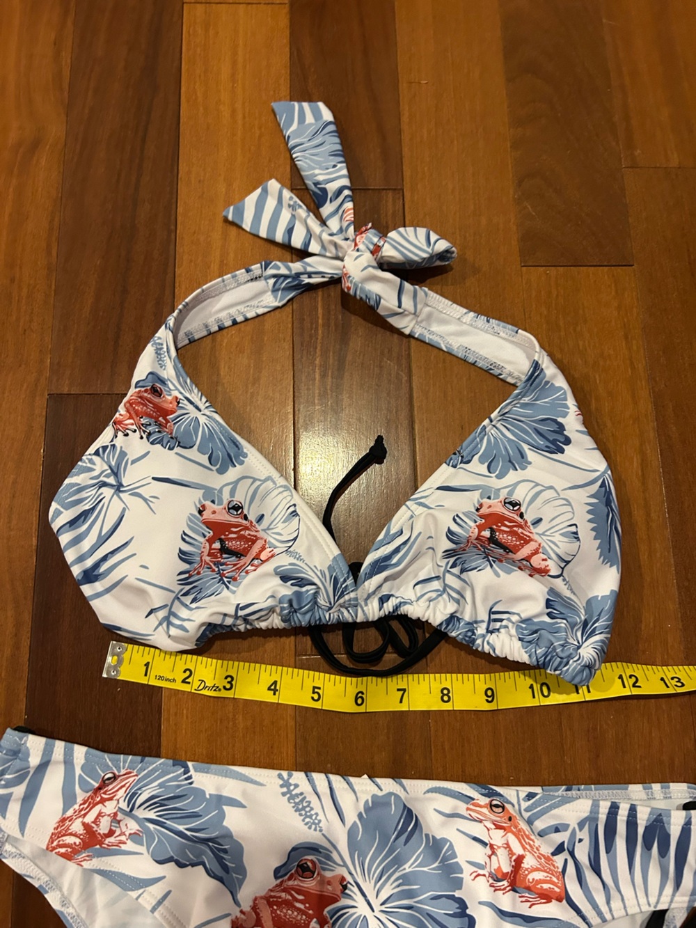 Floral Tropical Tie-Halter Bikini Set with Frog accents - NWOT Size XL - Picture 4 of 6